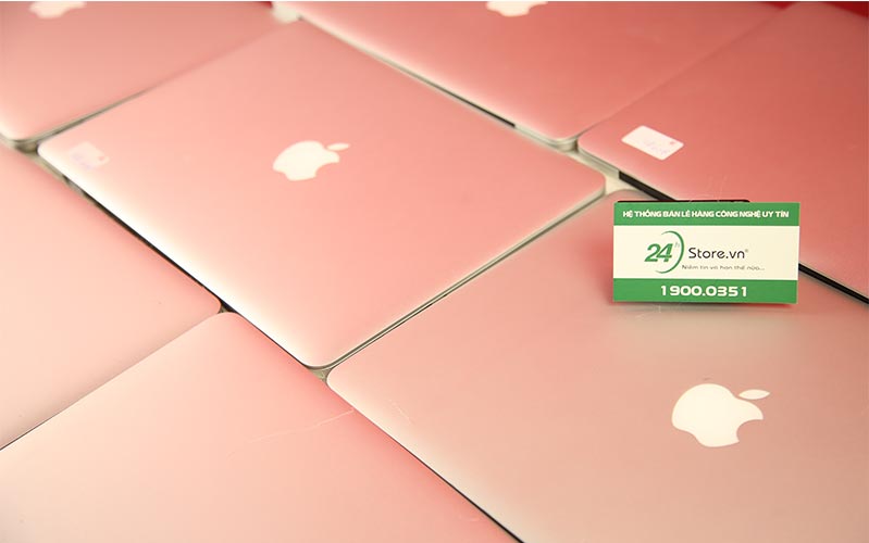 Mua Macbook Pro