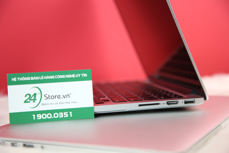 Hiệu năng mượt mà của Macbook Pro MPXU2 Cổng Thunderbolt để truyền tín hiệu và sạc năng lượng