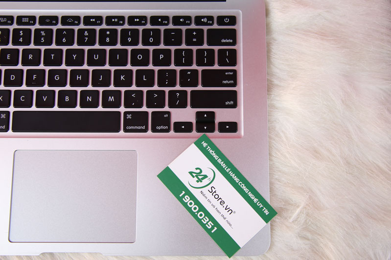 MacBook Air MD761 99 anh 5