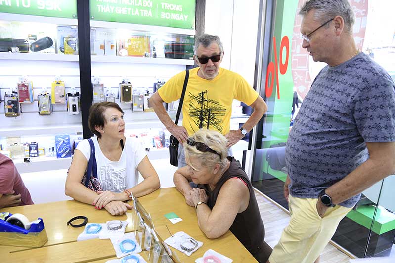 Mua iPhone 11 Pro Max 256GB ở đâu? Mua iPhone mới ở đâu