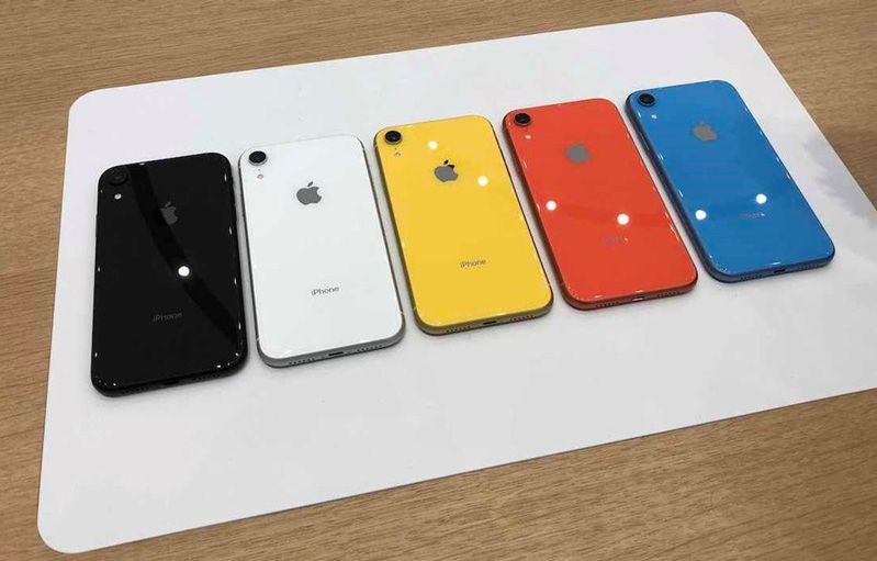 So sánh iPhone XR và iPhone 11 về tốc độ truyền tải dữ liệu So sánh iPhone XR và iPhone 11 về tốc độ truyền tải dữ liệu