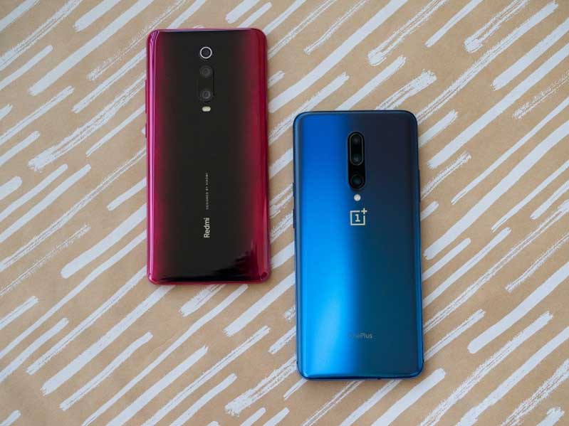 khi trải nghiệm thực tế thì K20 cầm chắc tay hơn OnePlus 7