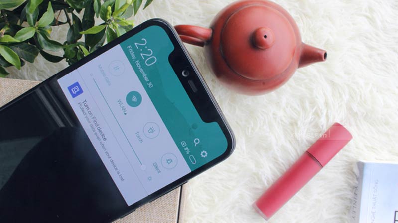 So sánh Mi CC9 và Mi 8 Pro: Nên chọn mua Smartphone nào? so sanh mi cc9 va mi 8 pro nen chon mua smartphone nao 2