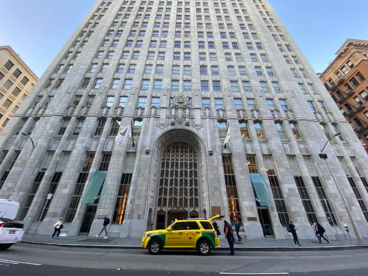 Bức ảnh dưới đây được chụp bằng ống kính góc siêu nét