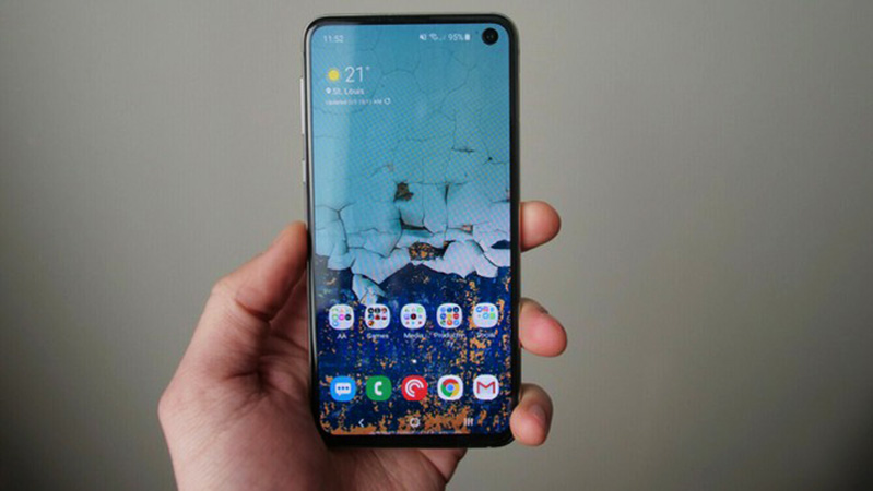 màn hình nốt ruồi