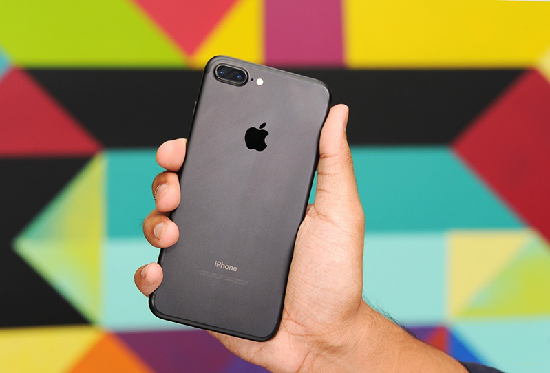 trên tay iphone 7 plus chính hãng