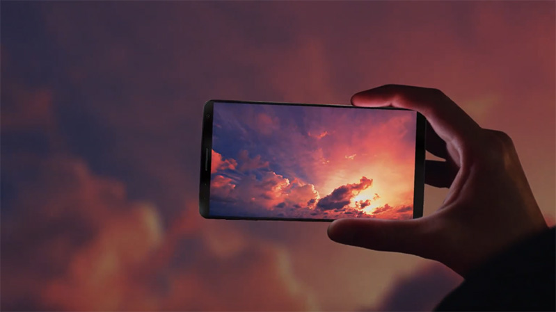 samsung galaxy s8 active có màn hình không viền