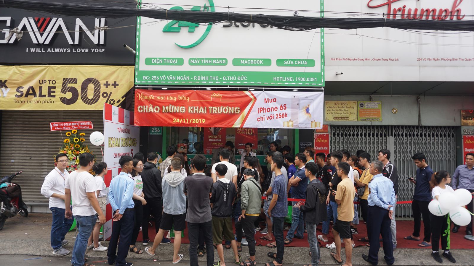 Mua iPad Gen 5 Wifi Cellular tại 24hStore