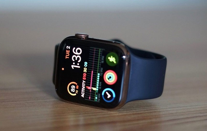Apple chiến đấu với màn hình OLED cho Apple Watch Apple chiến đấu với màn hình OLED cho Apple Watch