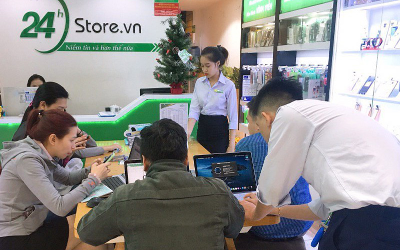 Tại sao bạn nên mua iPhone 7 Plus tại 24hStore mà không phải là bất cứ một nơi nào khác? iphone 7 plus 256g anh 7
