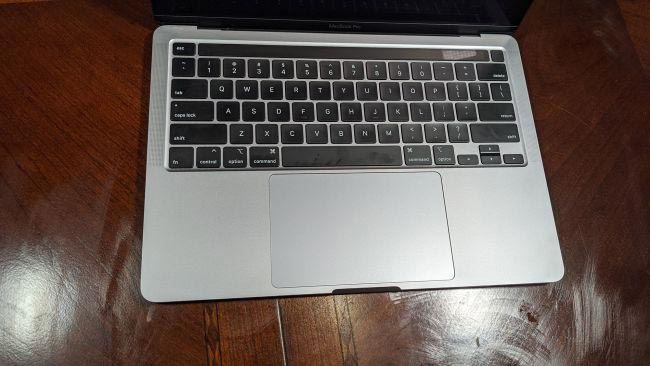 ban phim macbook pro