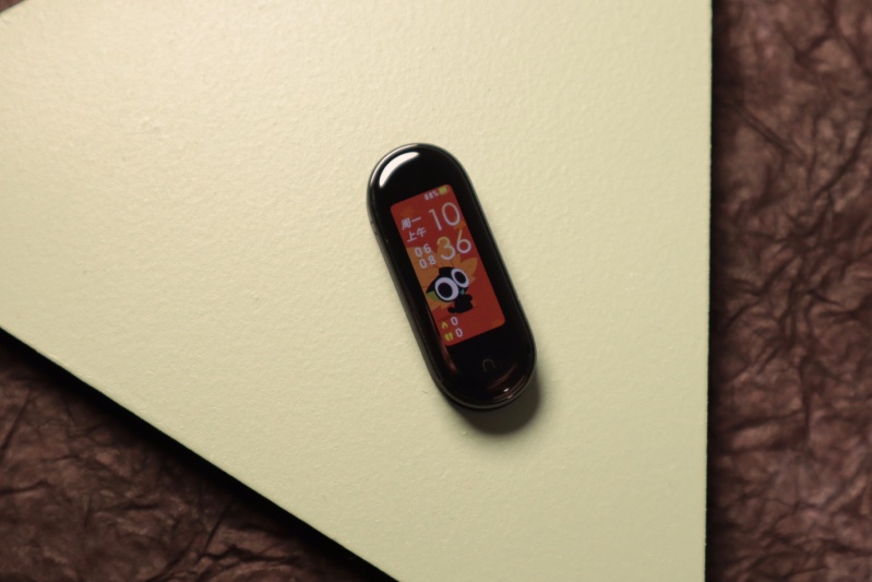 xiaomi mi band 5 hình 7 Nhỏ gọn thời trang