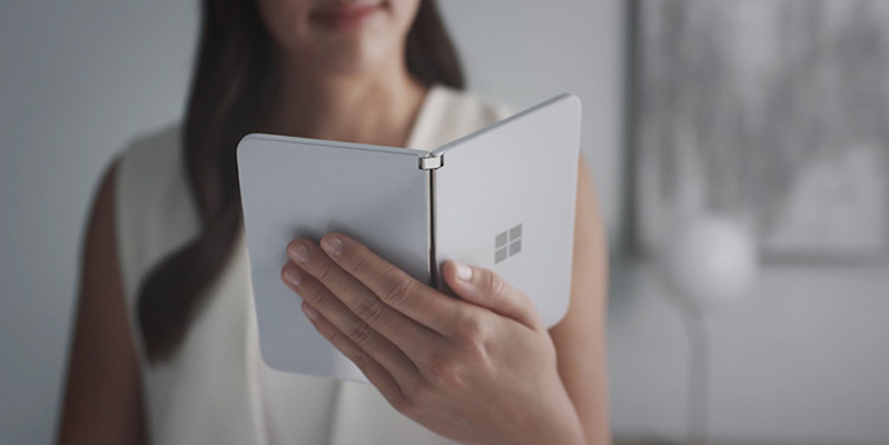 thiết bị điện thoại màn hình gập của microsoft