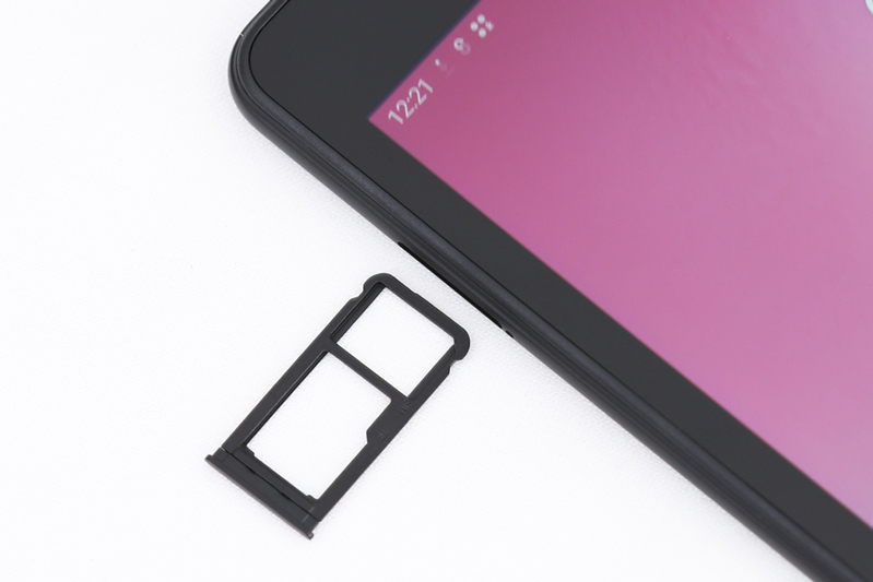 Samsung Galaxy Tab A 8 inch 2019 T295 hình 3 Khe sim hỗ trợ thẻ nhớ, máy có thể nhắn tin, nghe gọi