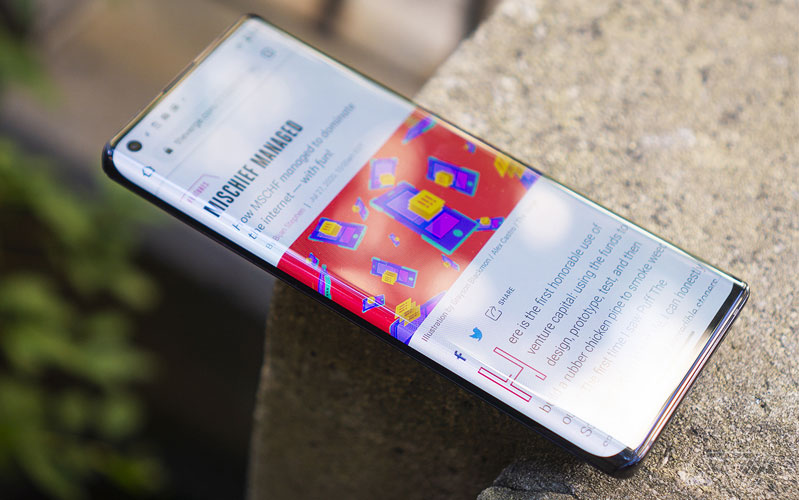 motorola edge 2 thiết kế và thông số của motorola edge