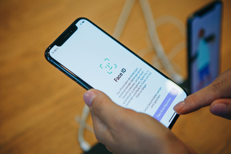  Face ID trên iPhone X