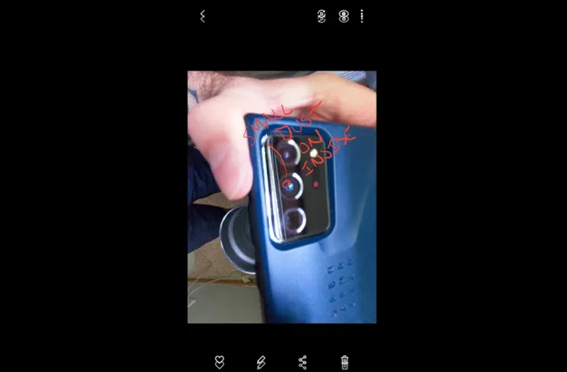Lỗi cảm biến camera trên Samsung Galaxy Note 20 Ultra Lỗi cảm biến camera trên Samsung Galaxy Note 20 Ultra