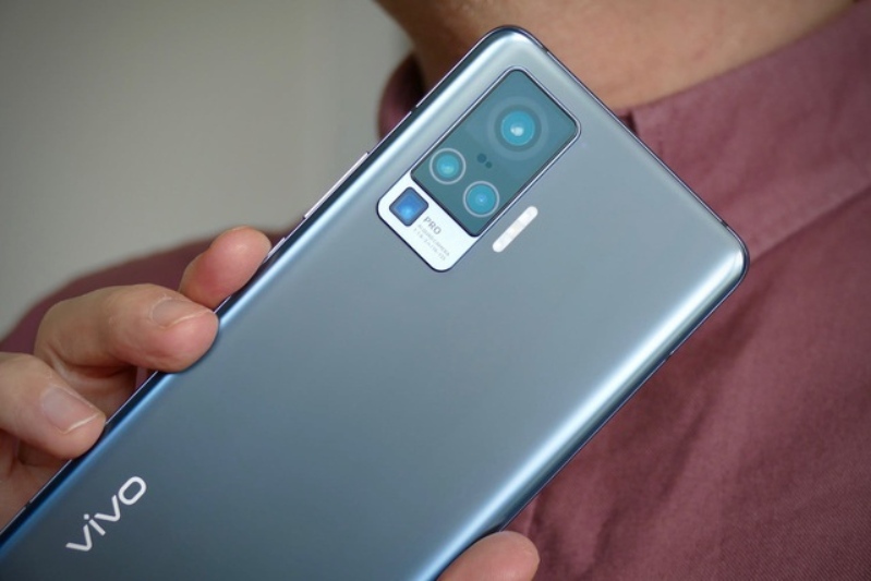 hệ thống camera chứa máy ảnh gimbal