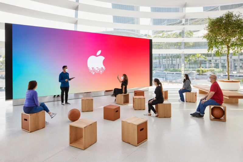 bên trong apple store mới nhất tại singapore