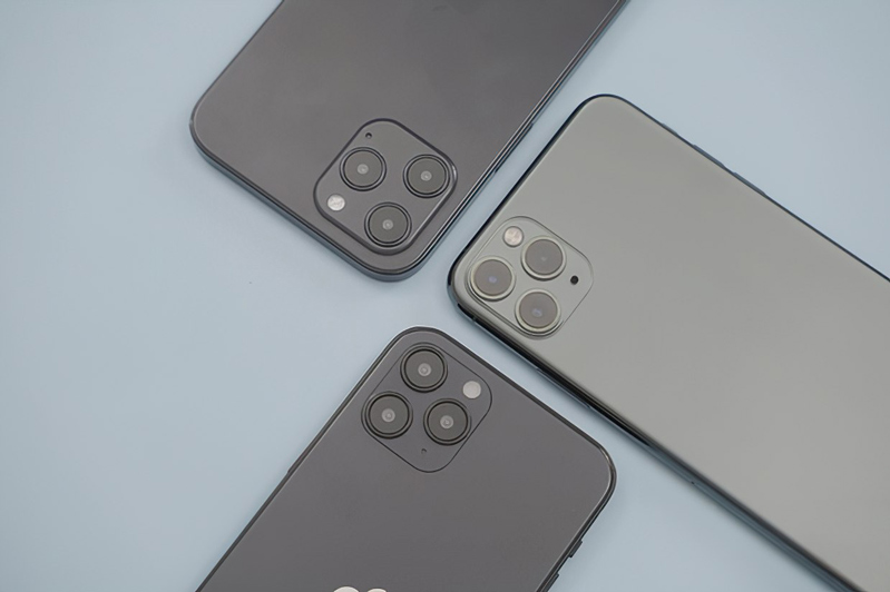 iPhone 12 có thiết kế gần như tương tự thế hệ trước