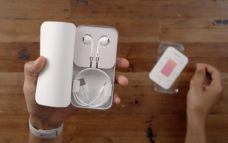 iPhone 12 bán ra sẽ không kèm phụ kiện 