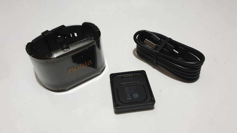 đánh giá tổng quan về Nubia Watch