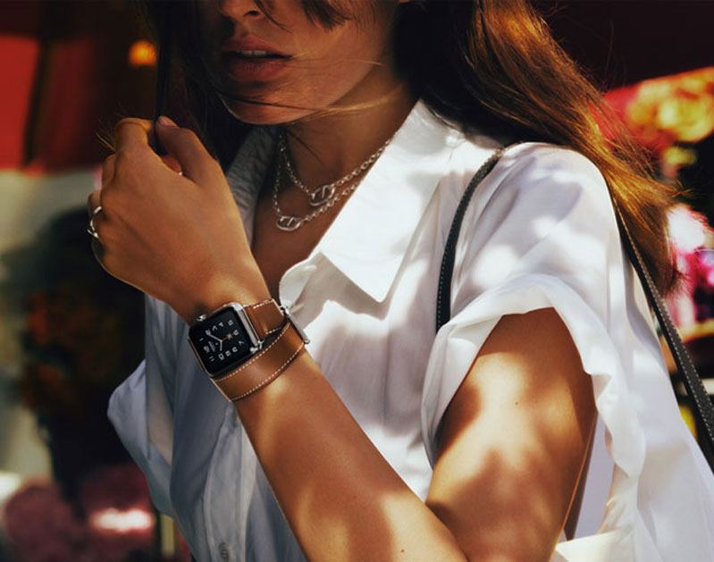 Apple Watch SE hướng tới giới trẻ 