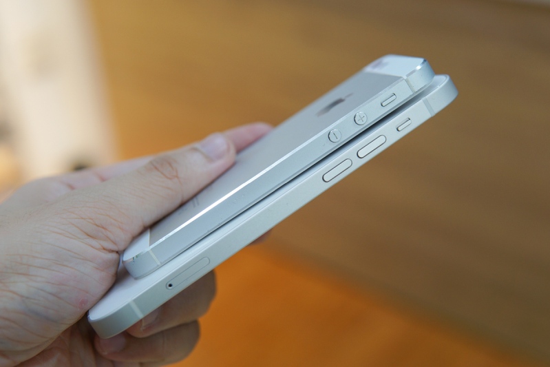 iPhone 12 và iPhone 5S có gì khác biệt