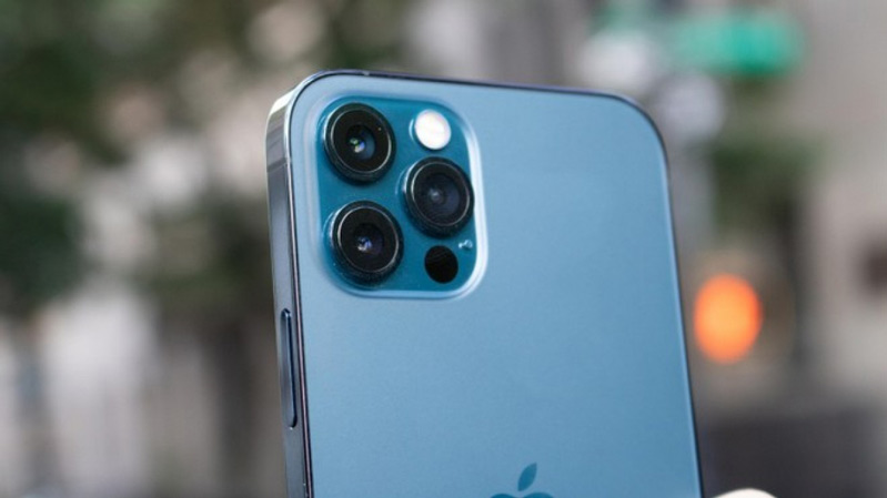 people detection hình 1 people detection trên iphone 12 pro