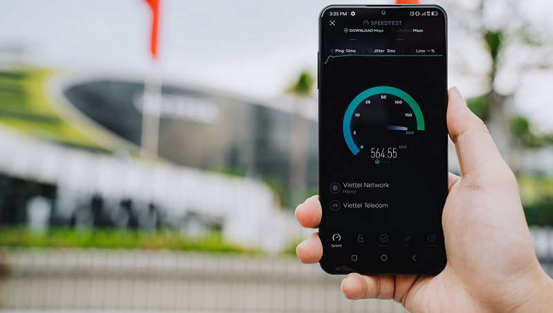 top đinệ thoại hình 1 điện thoại sử dụng 5g