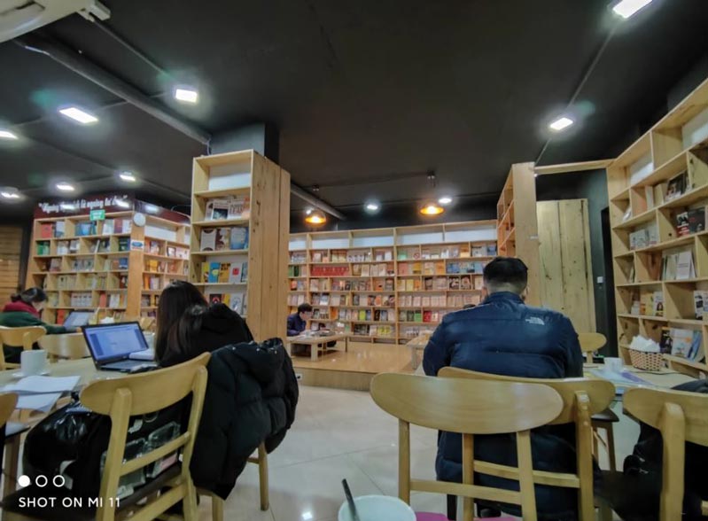 đánh giá camera xiaomi  mi 11 hình 7 ảnh chụp trong điều kiện phòng của xiaomi mi 11