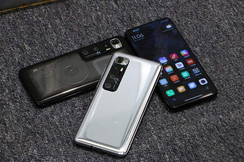 Xiaomi không cài đặt google hình 3 xiaomi mi cao cấp sẽ vẫn có thể cài đặt Google Play