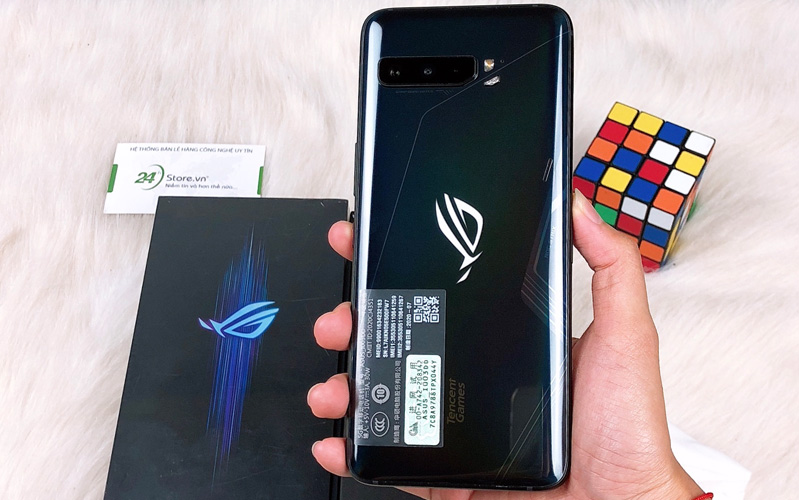 rog phone 3 gia bao nhieu