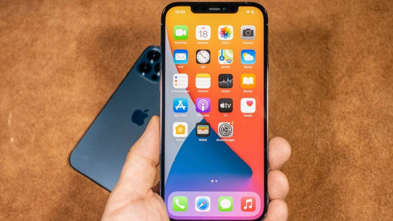 Màn hình chất lượng với tấm nền Super Retina XDR OLED