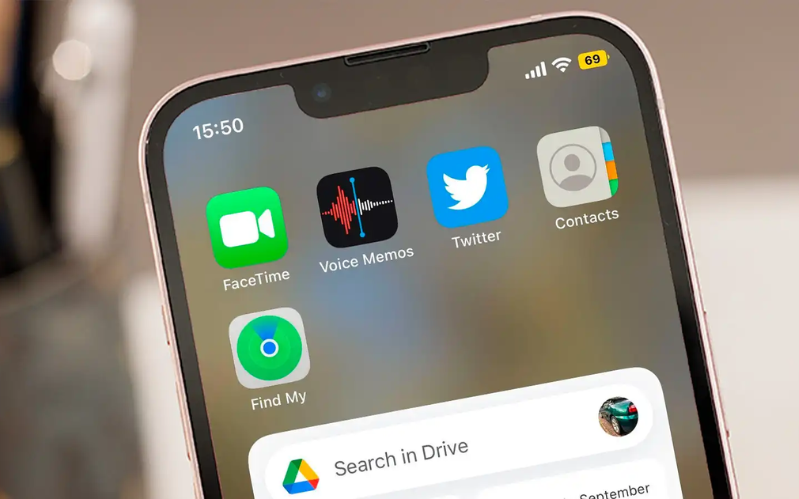 iOS 16.1 Mức sạc pin trên iPhone