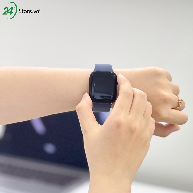 Apple Watch Series 7 45mm LTE mặt thép Sản phẩm Apple Watch Series 7 thực tế tại 24hStore