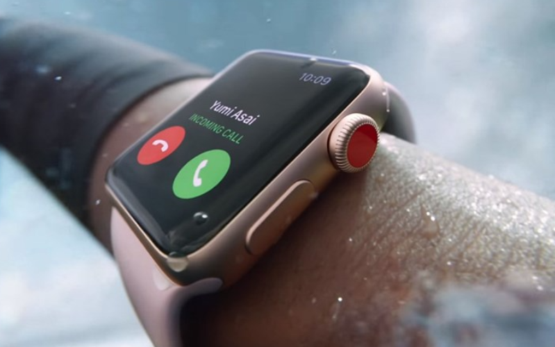 Apple Watch hỗ trợ giải cứu một thanh niên bị ngã từ độ cao gần 46m Chiếc Apple Watch được dùng để liên lạc với gia đình và bạn bè khi bị mắc kẹt trong thung lũng