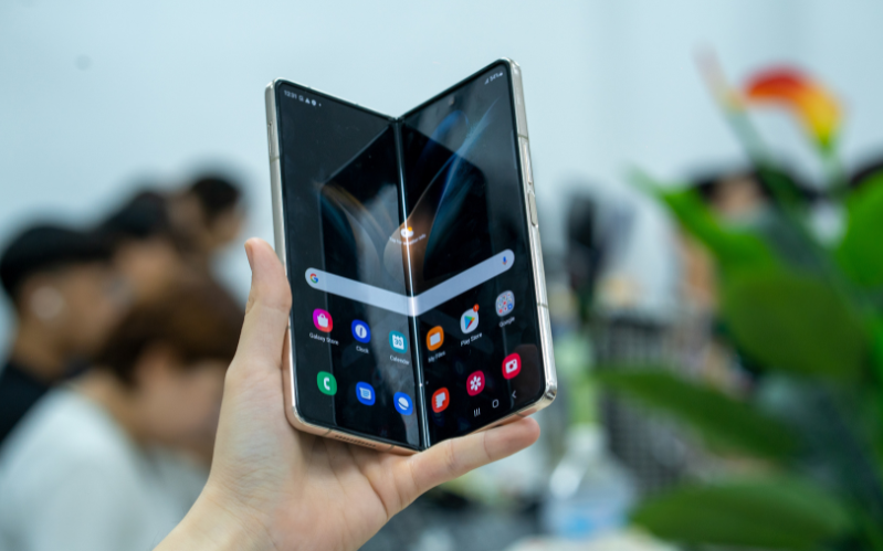 Samsung Galaxy Z Fold4 5G cũ Sở hữu tấm nền Dynamic AMOLED 2X Full HD+