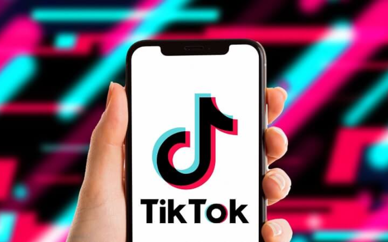 TikTok ra mắt tính năng mới: Người dùng có thể biết lý do video đó được gợi ý cho mình Tính năng này là một trong nhiều cách chúng tôi đang làm để mang lại sự minh bạch cho người dùng