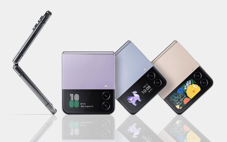 So sánh Samsung Galaxy Z Flip4 vs iPhone 12