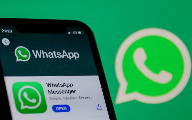 Gửi tin nhắn WhatsApp để xem rằng bạn có bị chặn hay không