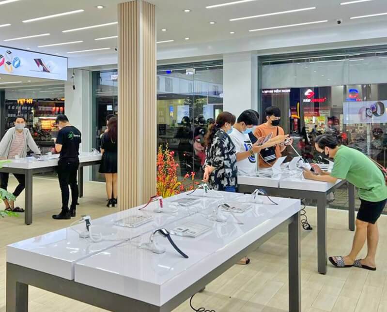 Mua Macbook Pro 2022 tại 24hStore