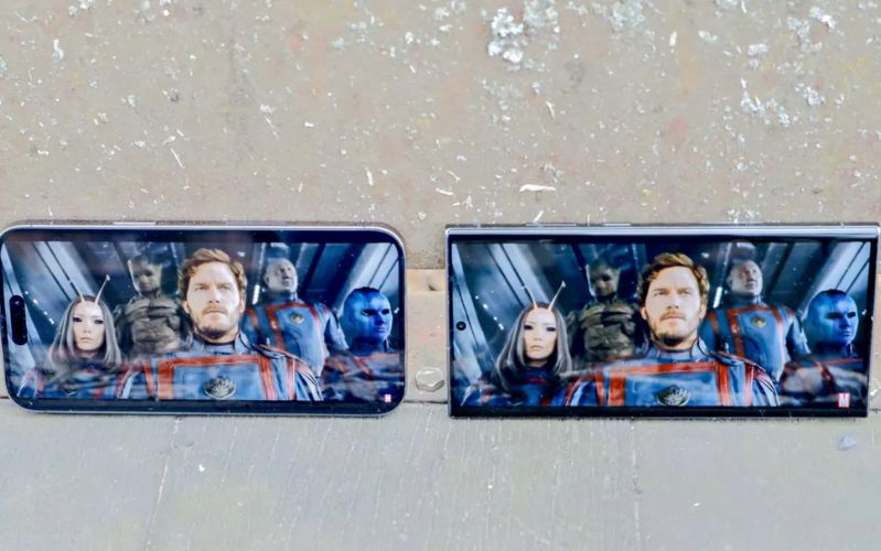 so sánh về độ sáng màn hình của iPhone 14 Pro Max và Galaxy S23 Ultra