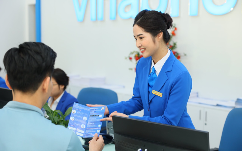 Các khách hàng nhận được thông báo từ nhà mạng về việc cần đồng bộ lại thông tin thuê bao