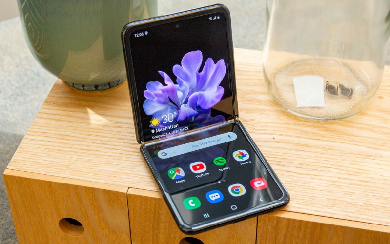 samsung galaxy z flip4