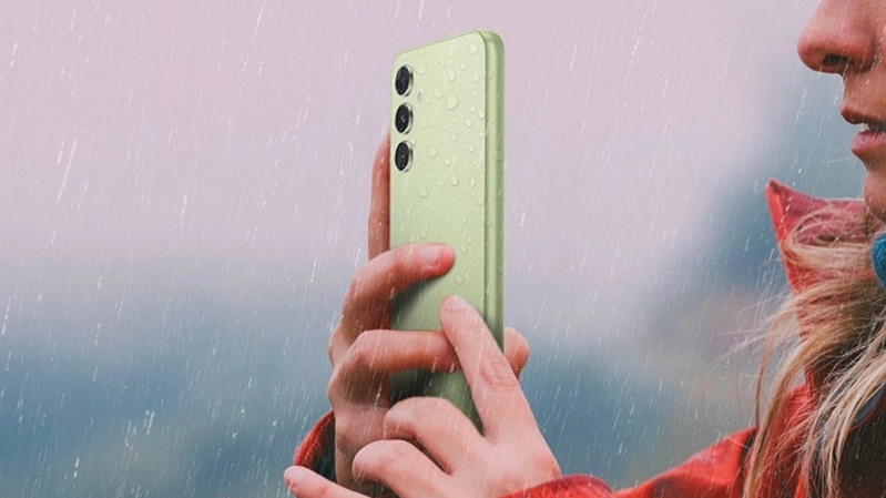 Samsung Galaxy A54 5G Khả năng chống nước tốt nhất trong phân khúc