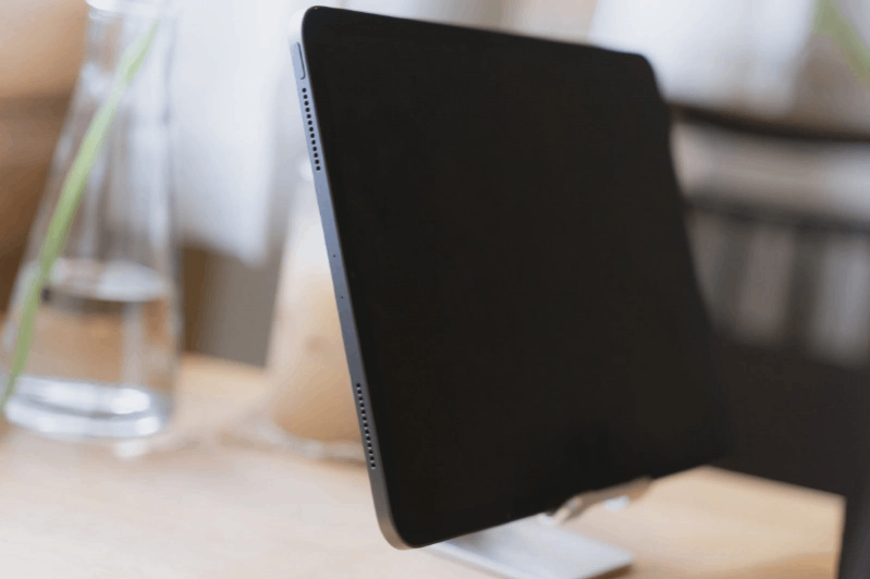 Ngoại hình của chiếc iPad Pro M1 2021 Cũ