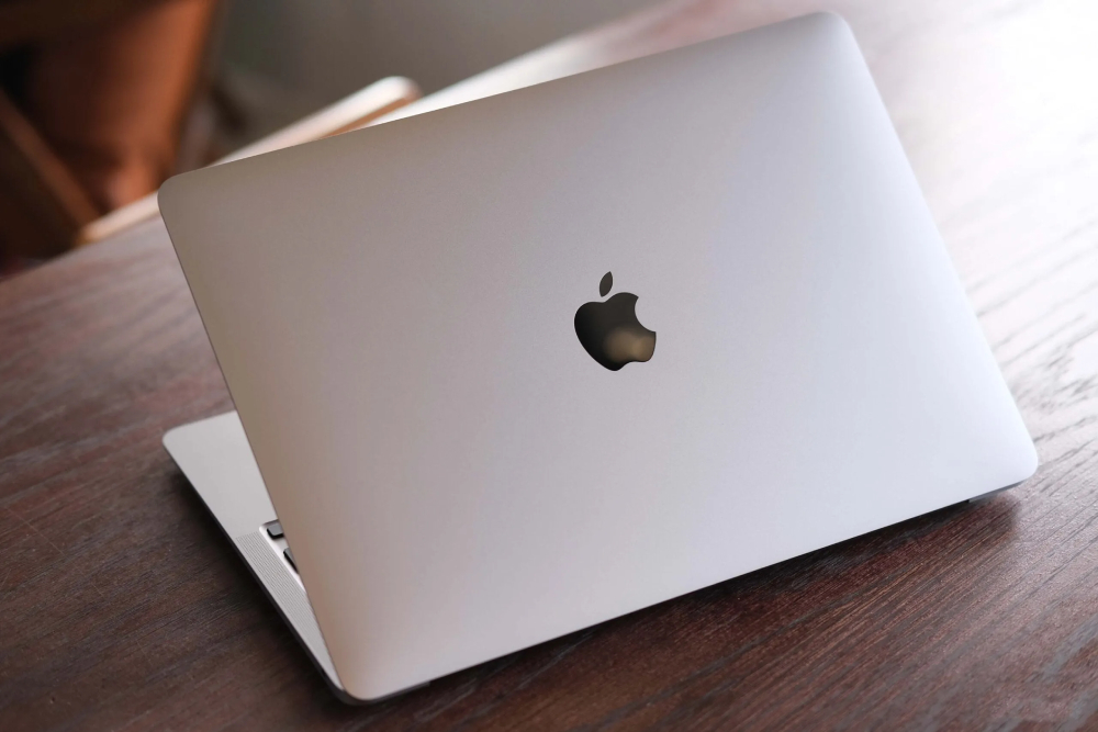 MacBook Air cũ 13 inch 2020 M1