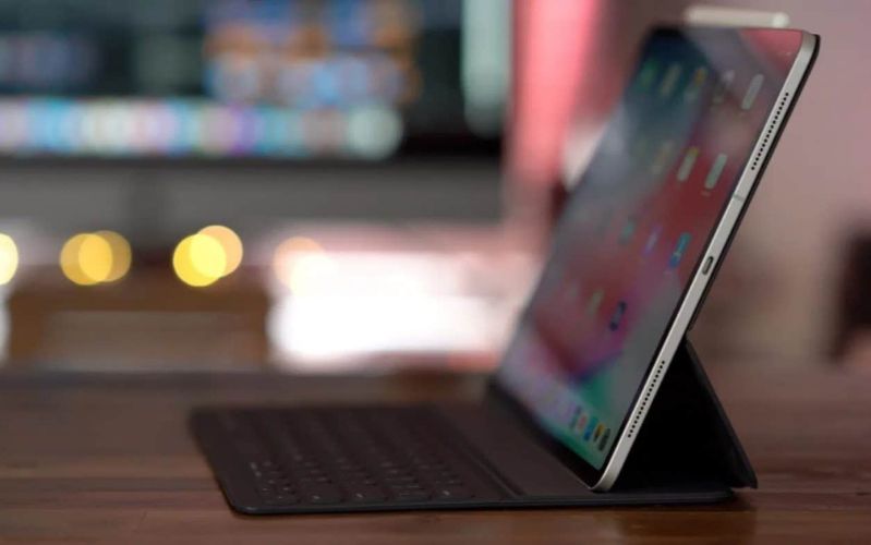 Smart Keyboard US cho iPad Pro 12.9 inch (Gen 5) 