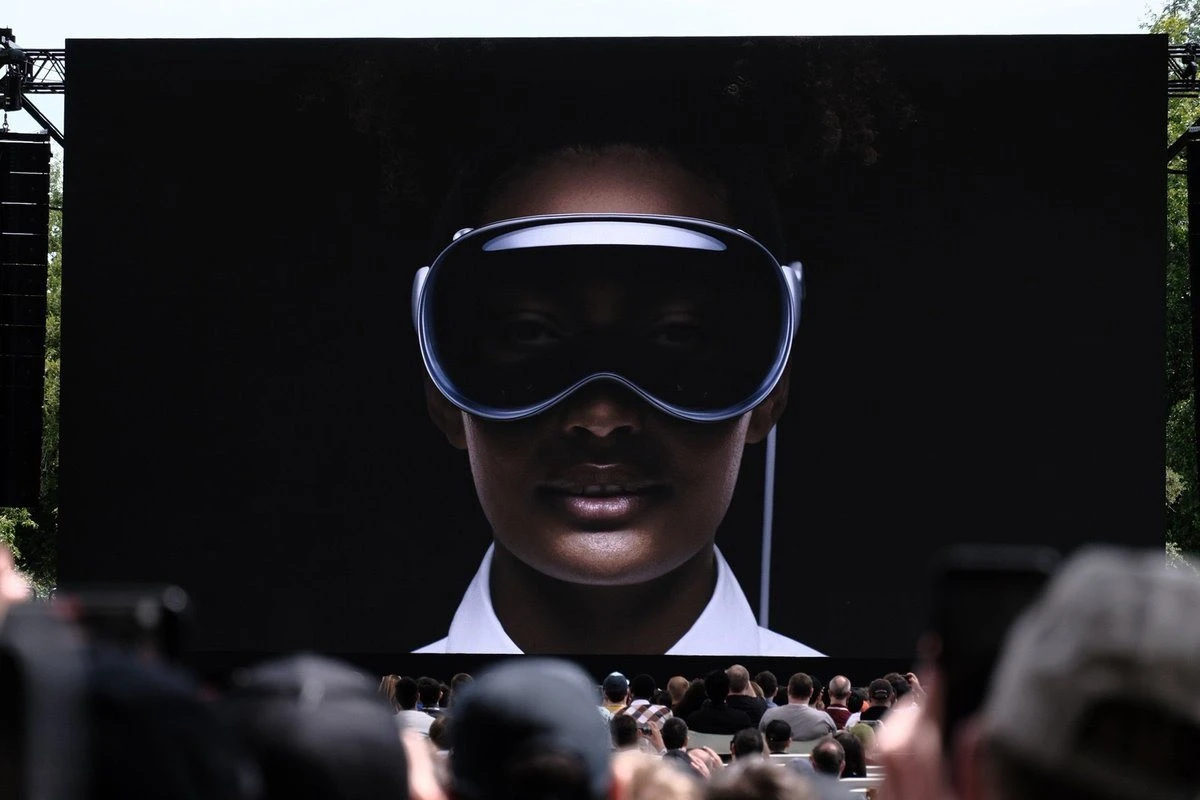 Kính thực tế ảo Apple Vision Pro